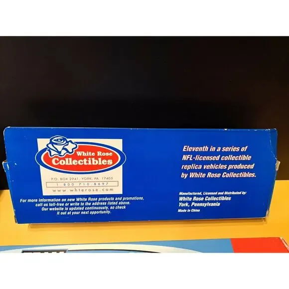 Limited Edition NFL Sports Tractor Trailer Team Collectibles Philadelphia Eagles - Picture 8 of 10